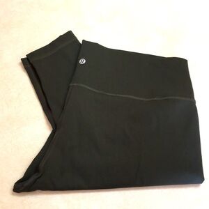 Lululemon olive green size 18 high rise wunder under tight 27 inch inseam